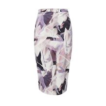 LOST INK PLUS  PENCIL SKIRT IN PALM PRINT